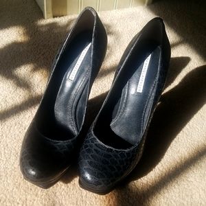 Vera Wang Lavender stilettos